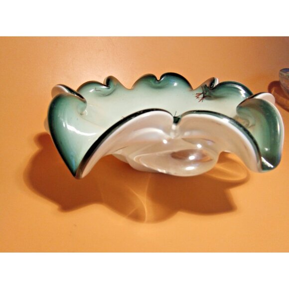 Vintage  Murano  Art Glass Bowl 7" x 7" Green, White, Clear - Picture 10 of 15